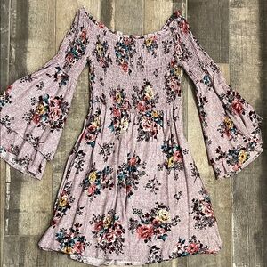 Off the shoulder floral mini dress M